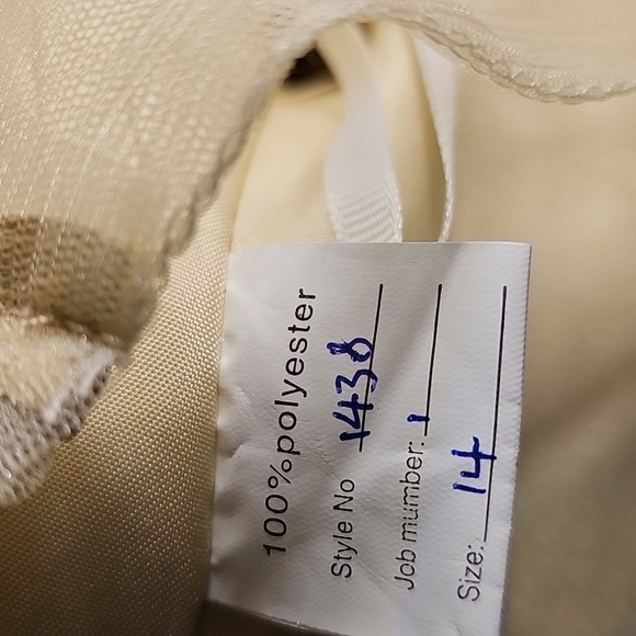 Womens Elegant Cream Lace Evening Wedding Dress Sz 14 - Picture 9 of 9